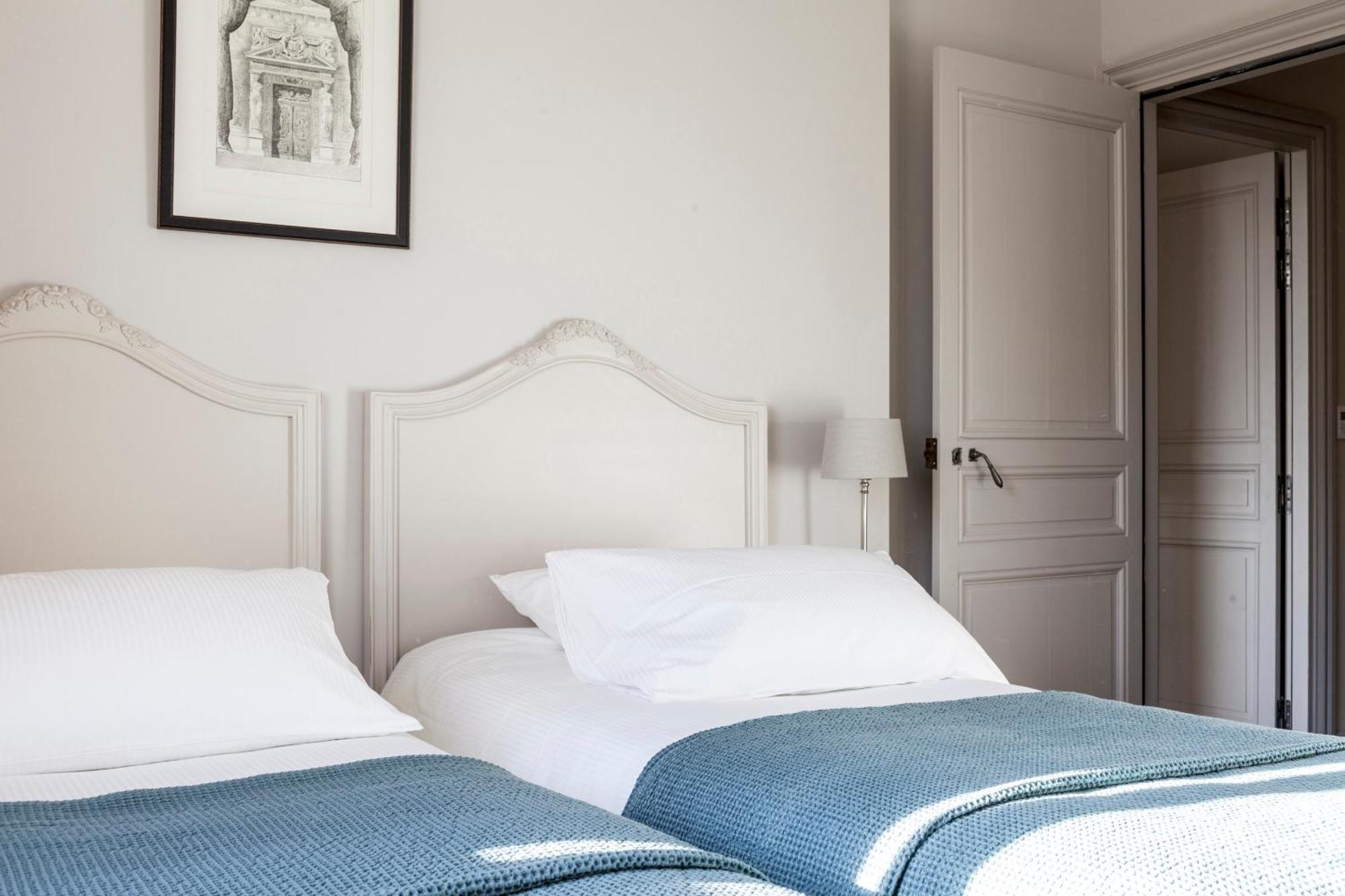 Chateau St Pierre De Serjac Puissalicon 部屋 写真