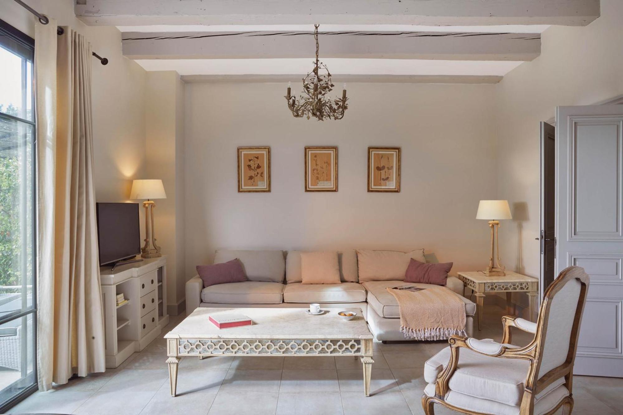 Chateau St Pierre De Serjac Puissalicon 部屋 写真