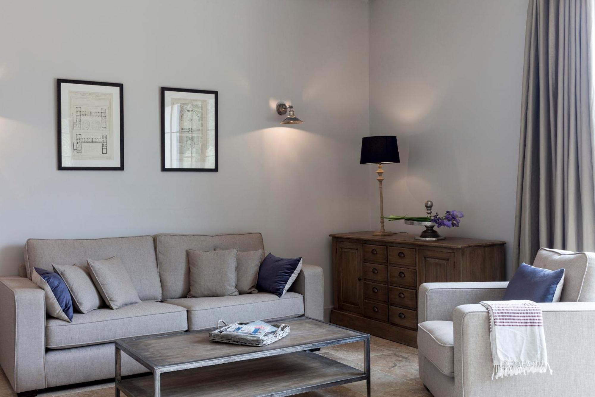 Chateau St Pierre De Serjac Puissalicon 部屋 写真