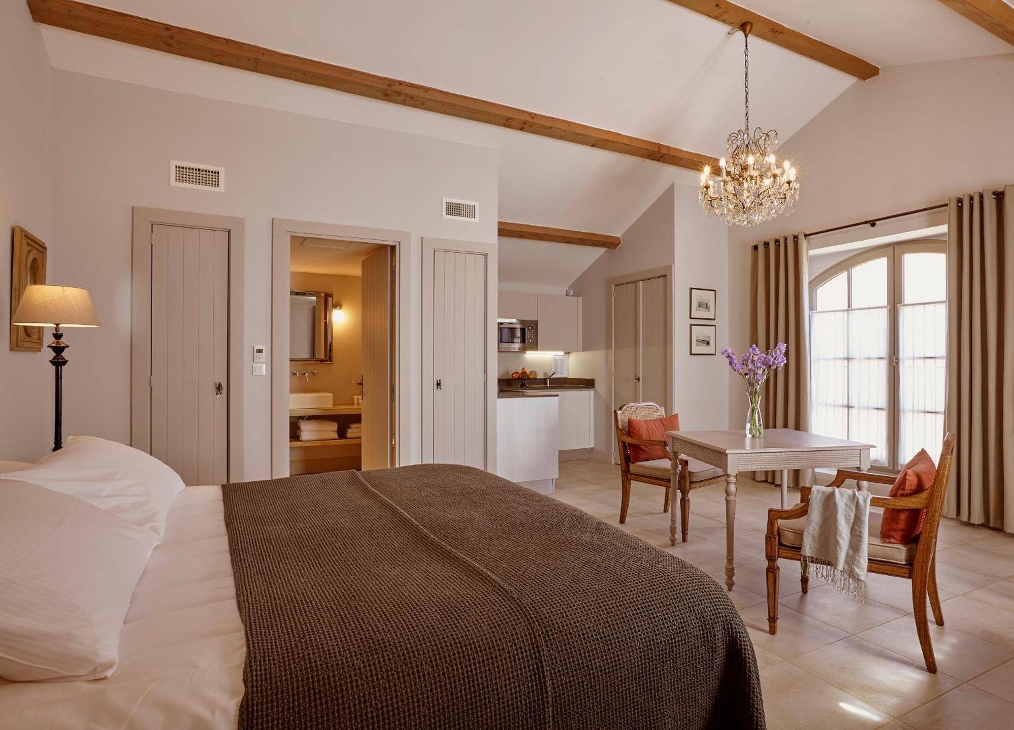 Chateau St Pierre De Serjac Puissalicon 部屋 写真